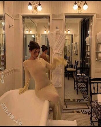 Full leaked Leah halton page private photo