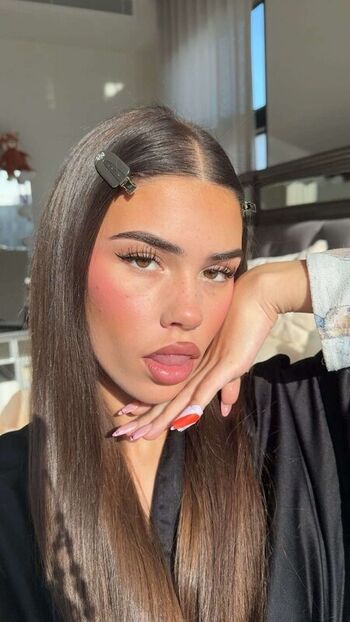 Full leaked Leah halton page private photo