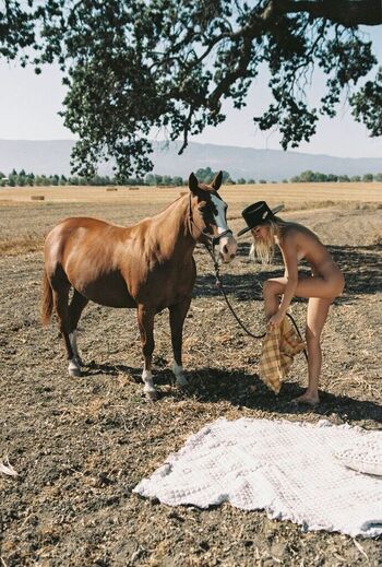 Full leaked Leah rose private photo