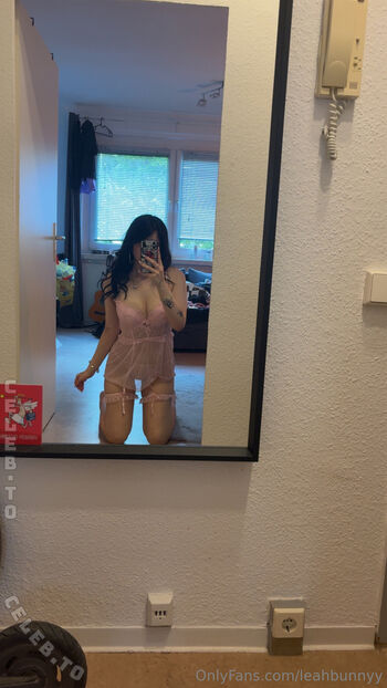 Full leaked Leahbunnyy private photo