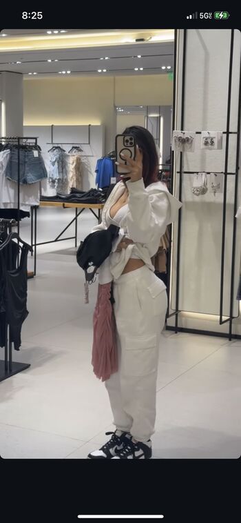 Full leaked Lealdeen private onlyfans photo