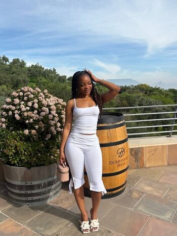 Full leaked Leigh mag private photo