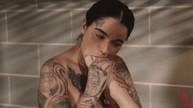 Full leaked Leigh raven private photo