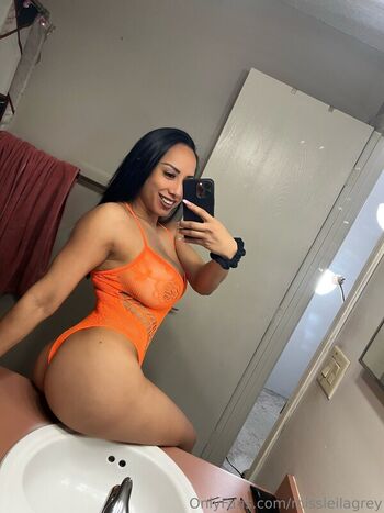 Full leaked Leila grey private photo