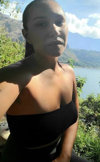 Full leaked Lelac skellie private photo