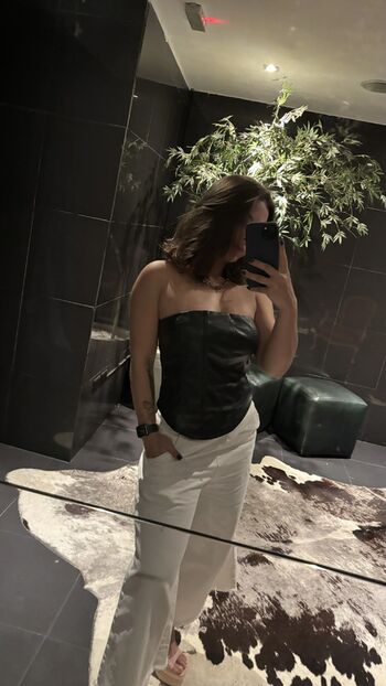 Full leaked Lemyny private photo