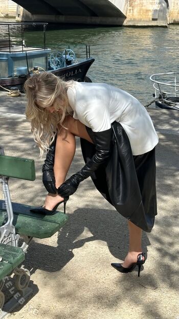 Full leaked Lena schwender private onlyfans photo