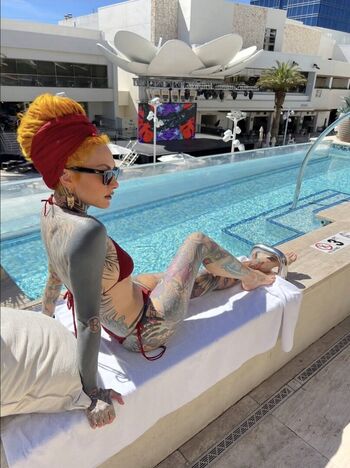 Full leaked Lena scissorhands private photo