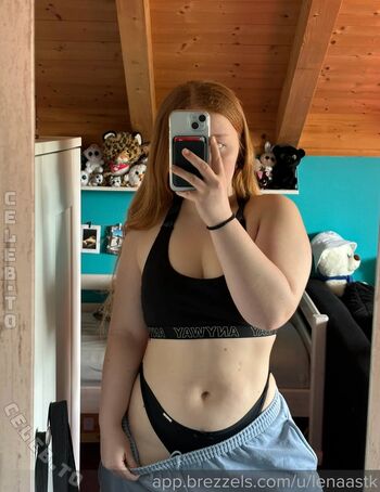 Full leaked Lenaastk page private photo