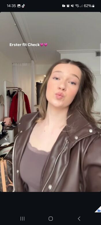 Full leaked Lenasboringlife private photo