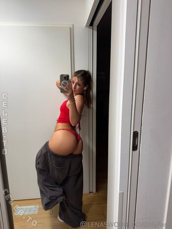 Full leaked Lenaswoorldd private photo