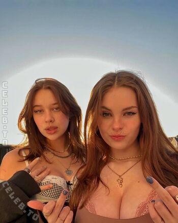 Full leaked Leni dnz private photo