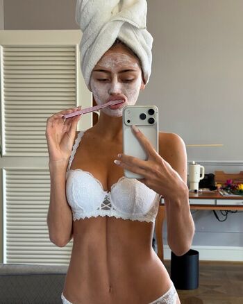 Full leaked Leni klum page private photo