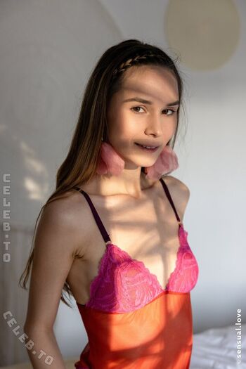 Full leaked Leona mia page private photo