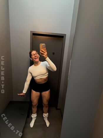 Full leaked Leonie kommoss private photo