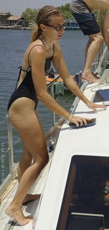 Full leaked Leonie massmann private photo