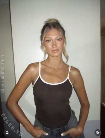 Full leaked Leony burger private photo