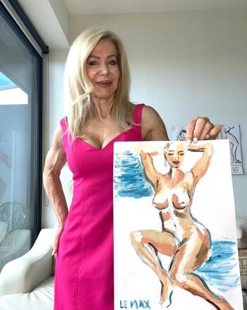 Full leaked Lesley maxwell private photo