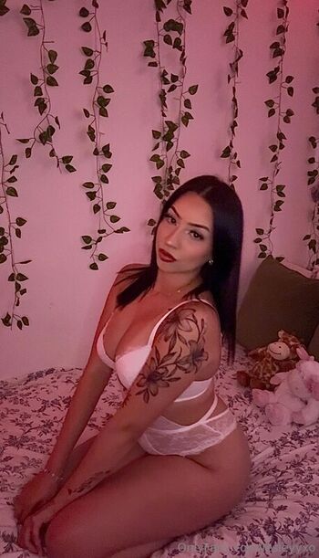 Full leaked Lesleyyxo private photo