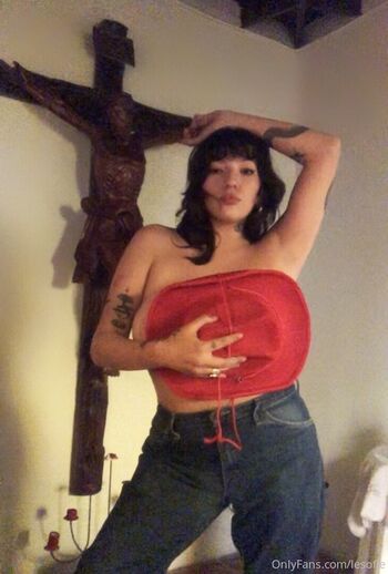 Full leaked Lesofie page private photo