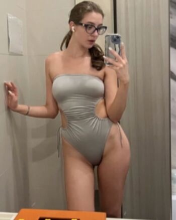Full leaked Lettrainbow private photo