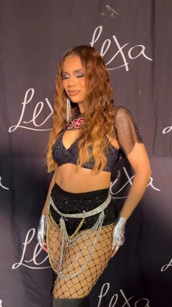 Full leaked Lexa private photo