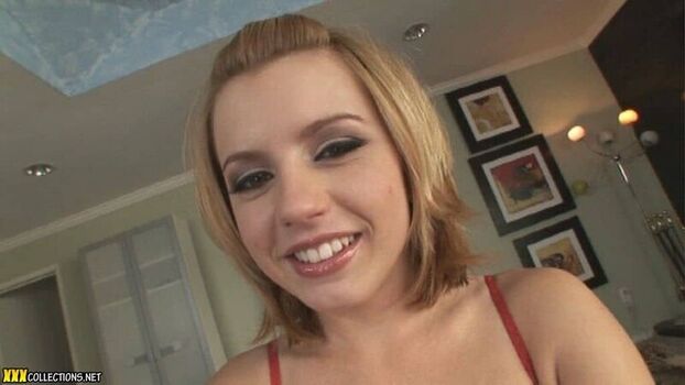 Full leaked Lexi belle  page private photo