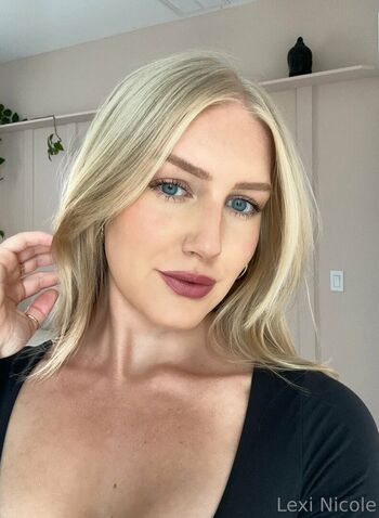 Lexi Nicoleeee