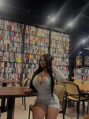 Full leaked Leybrownnn private photo