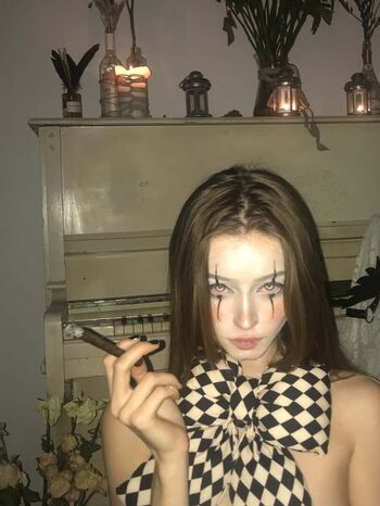 Full leaked Lflorafaunal private onlyfans photo