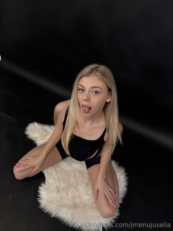 Full leaked Lia luxe private photo
