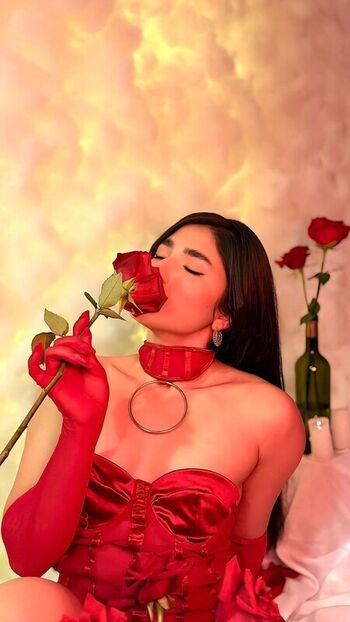 Full leaked Lia mar page private photo