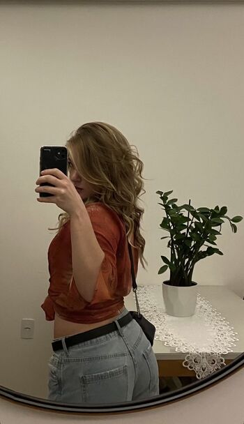 Full leaked Liabourdot private photo