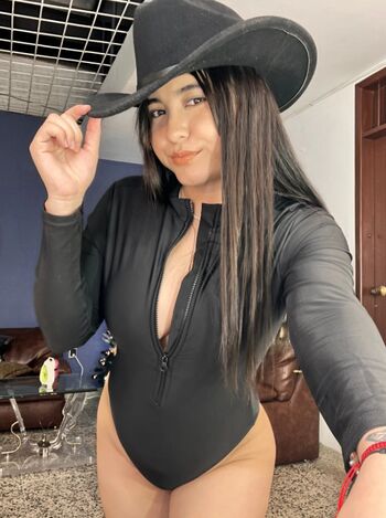 lianabernocchi / liana_bernocchi