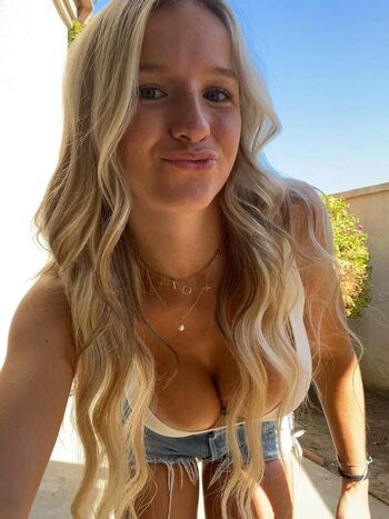 Full leaked Lifewbrooke page private onlyfans photo