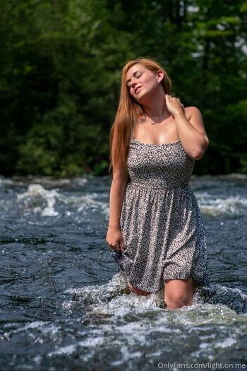 Full leaked Light on me vip private onlyfans photo