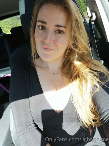 Full leaked Light on me vip private onlyfans photo