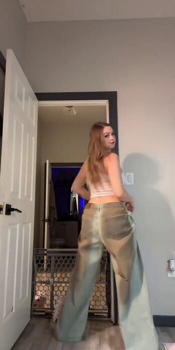 Full leaked Lightseyhaley private photo