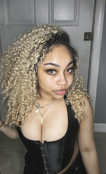 Full leaked Lightskin private photo