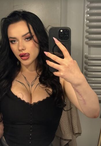 lil.tattedpickle9000