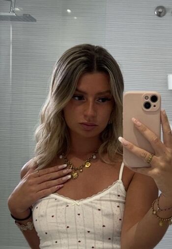 Full leaked Lilaraylee private photo