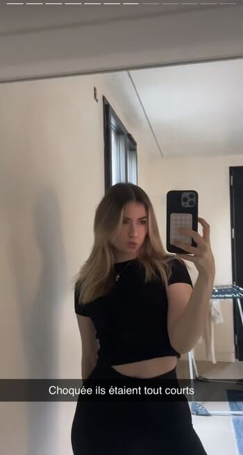 Full leaked Lilaspeach private photo