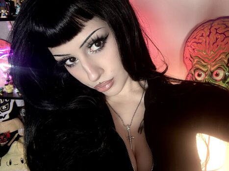 Full leaked Lilbatty private photo
