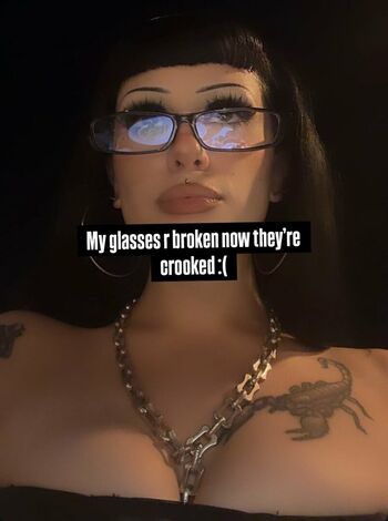 Full leaked Lilbatzz private photo