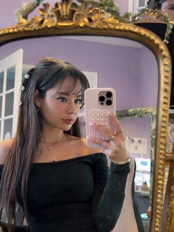 Full leaked Lilchiipmunk private onlyfans photo