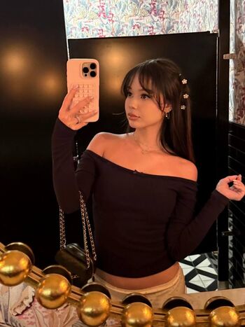 Full leaked Lilchiipmunk private onlyfans photo