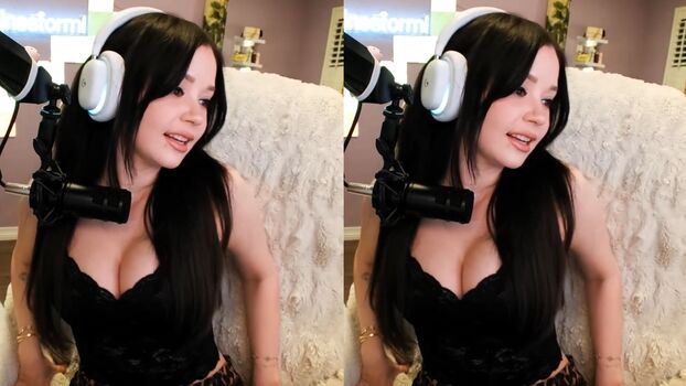 Full leaked Lilchiipmunk page private photo