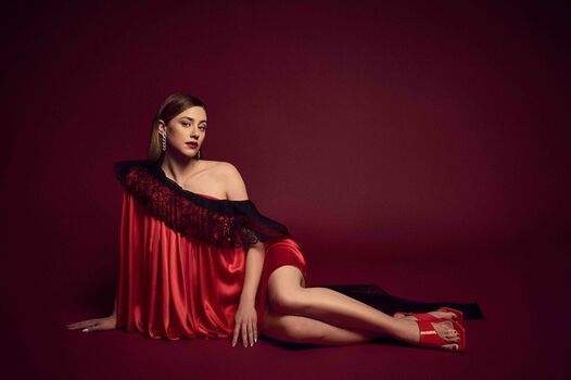 Full leaked Lili reinhart page private photo