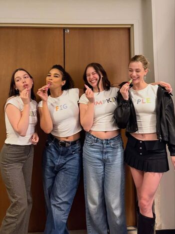 Full leaked Lili reinhart private photo