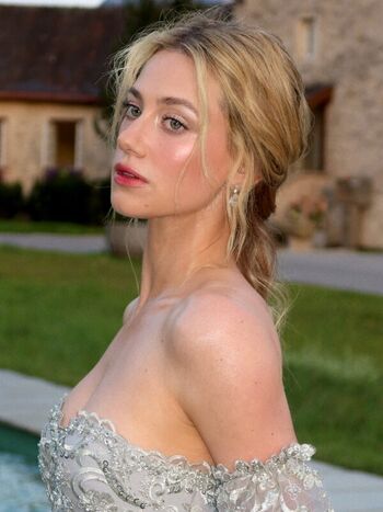 Full leaked Lili reinhart page private photo